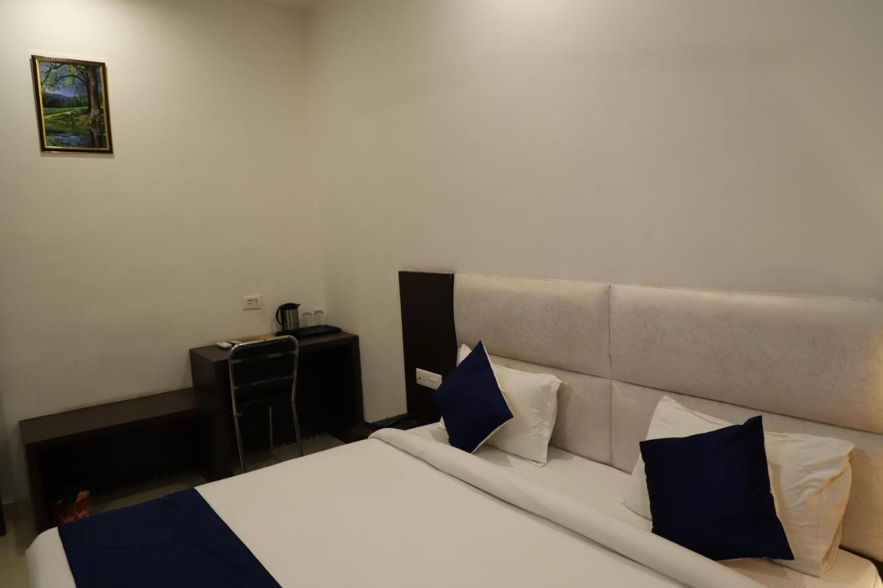 Hotel Dream Comfort Agra  Exterior photo